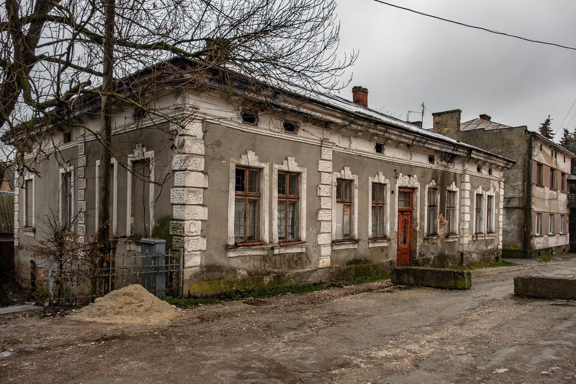 Zbarazh - House of the Regenbogen Family
