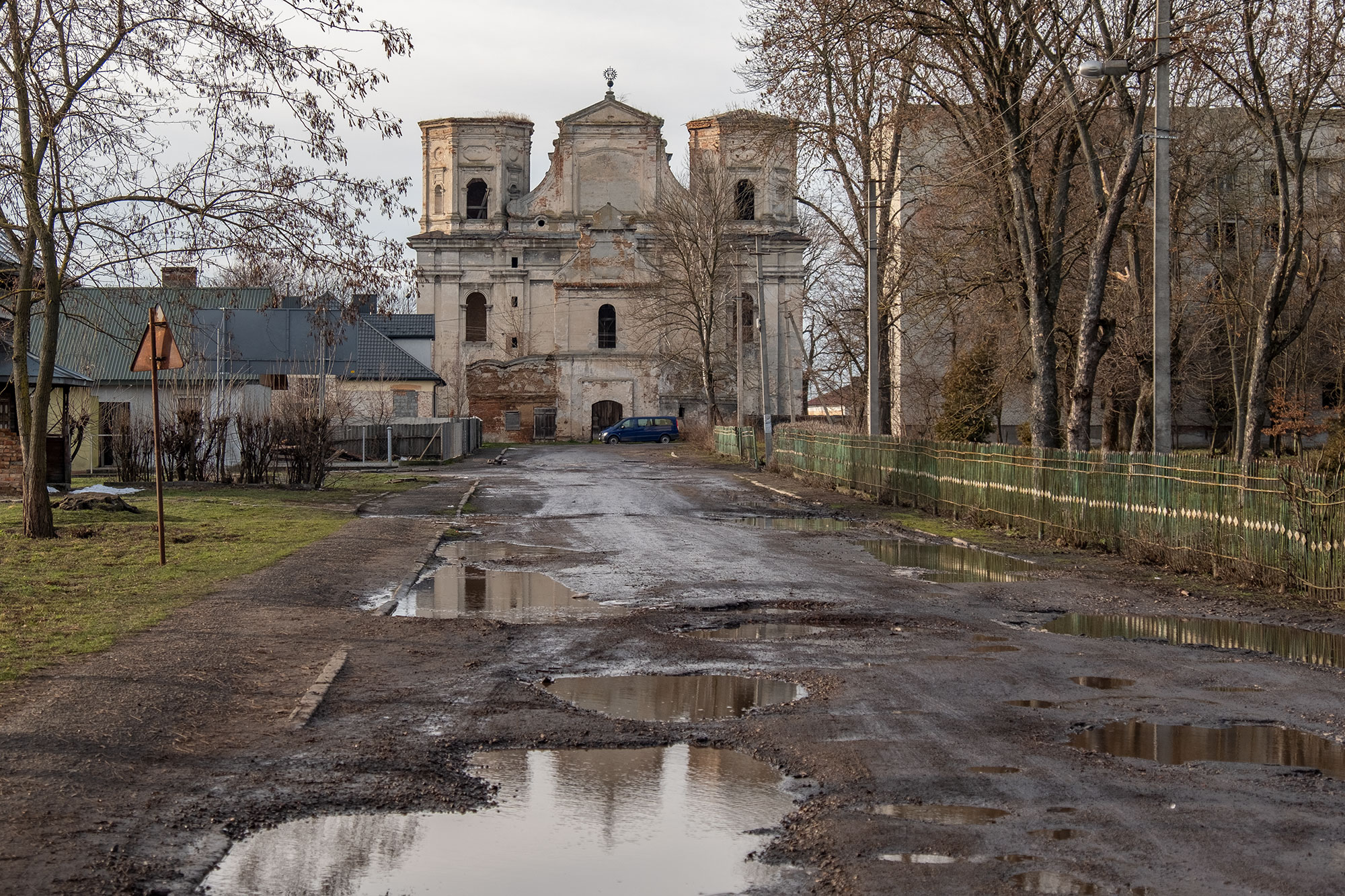 Uhniv - Ruin of a baroque church