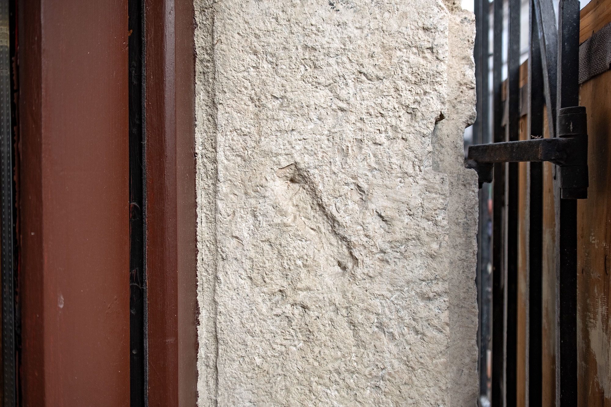 Trace of a mezuzah in Józefa Street