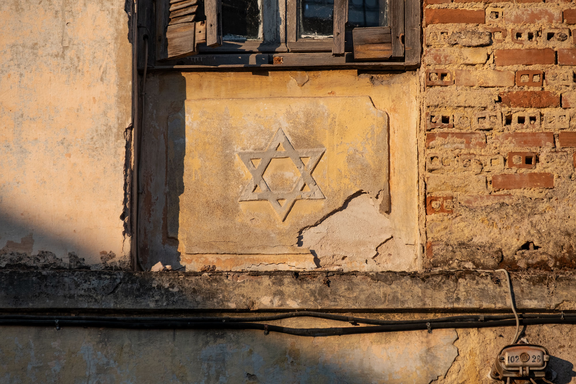 Ioannina - outside of the city walls - wall decoration